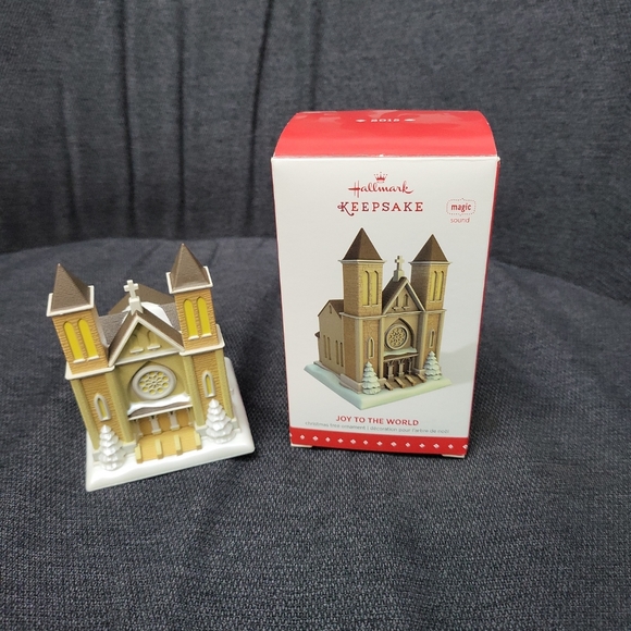 2015 Hallmark Keepsake Joy To The World Christmas Ornament Magic Sound - Picture 1 of 10